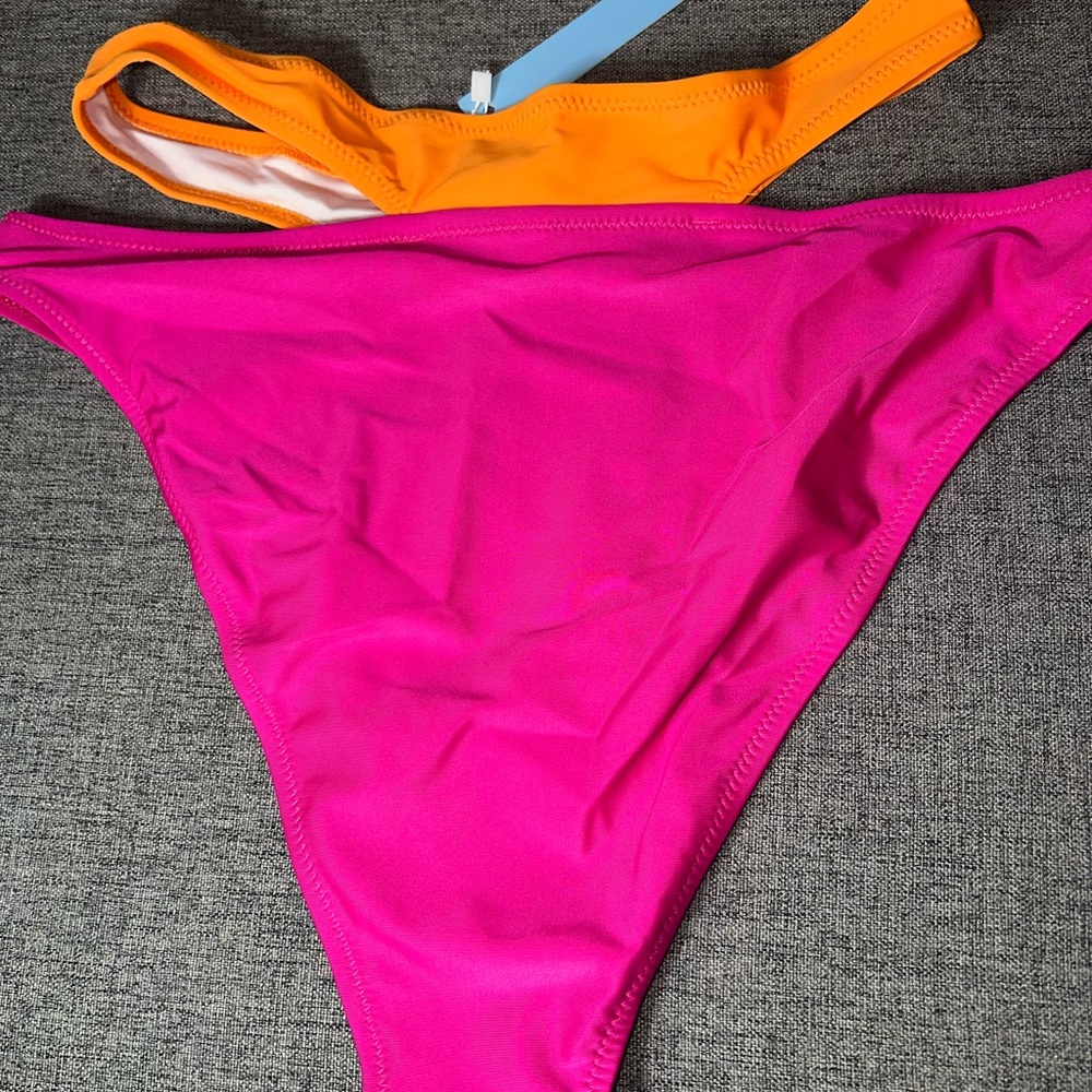 Live Life on the Beach Pink Orange Colorblock Cutout Bikini Set Size L NEW - Picture 5 of 6
